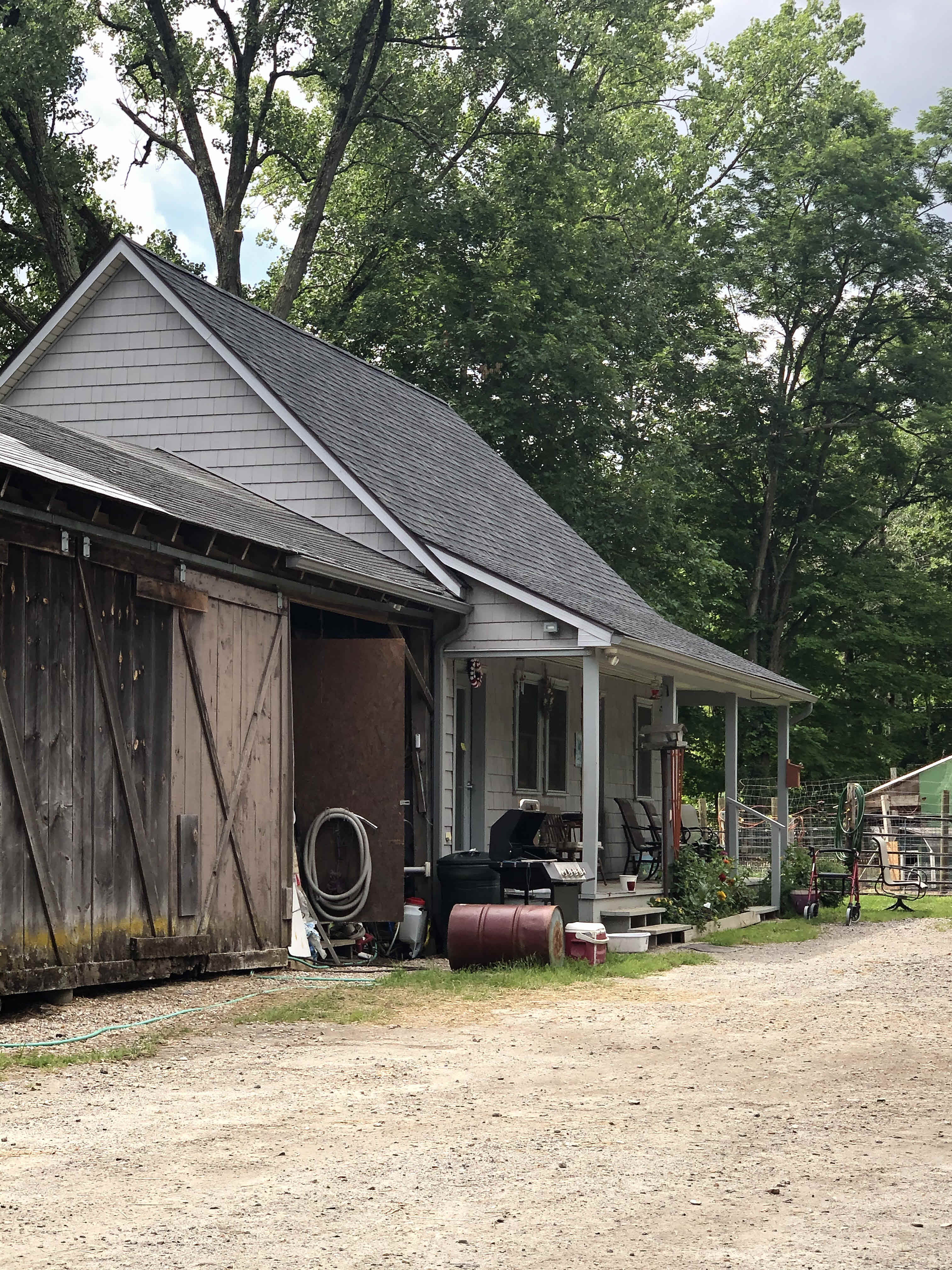 Building photograph for 311 MILLERTON ROAD